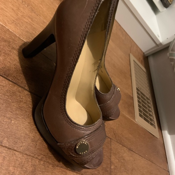 Michael Kors Shoes - Picture 2 of 3